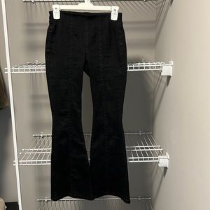 NWOT * Chelsea & Violet Girls Black Flare Jeans Size Large